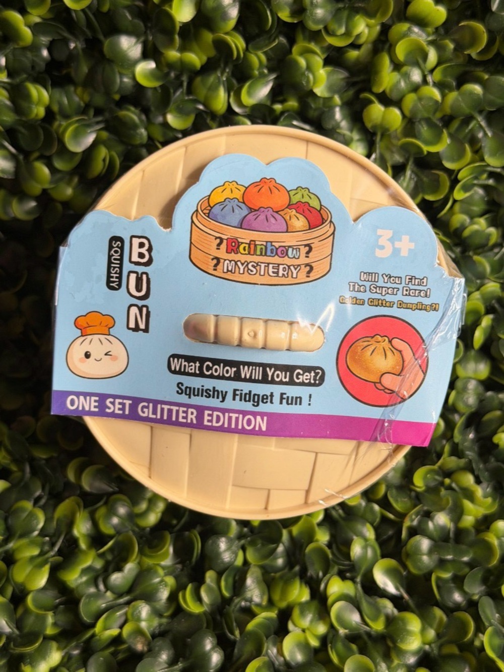 Rainbow Mystery Squishy Bun - Glitter Edition (random)
